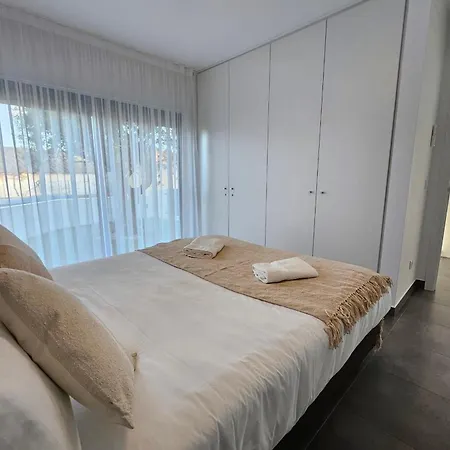 Villa Cinco *